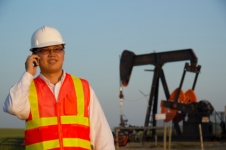 Translate Chinese to English for Oil and Gas