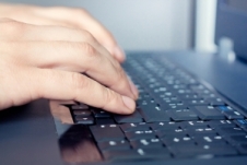 Are Humans Better Than Computers at Translation? Are Humans Better Than Computers at Translation?